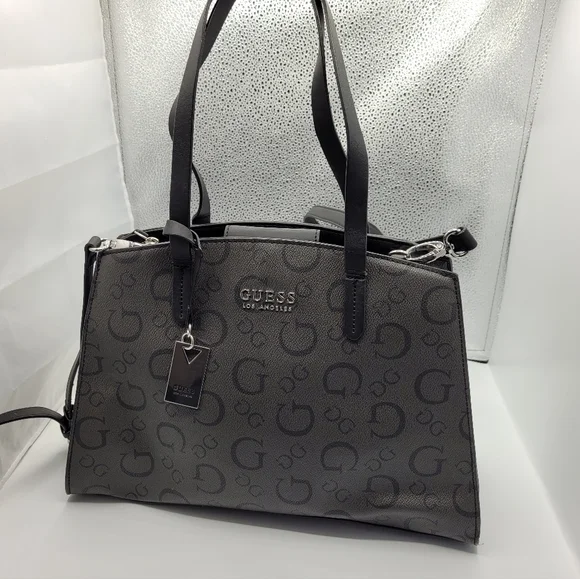 GUESS Purse Bundle - Picture 14 of 16